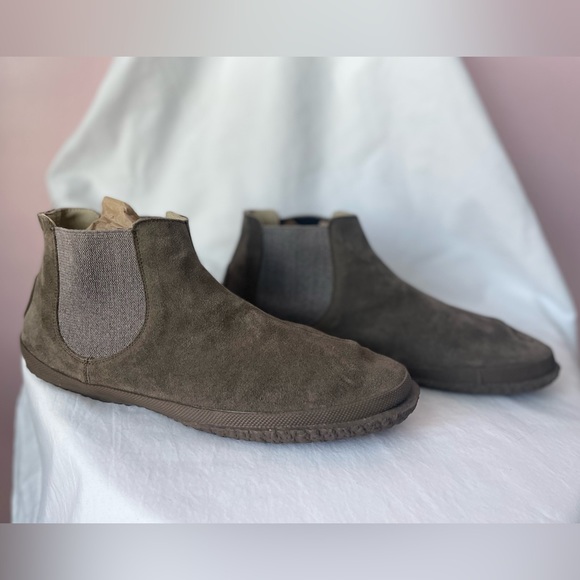 Men’s suede slip-on aro shoe - Picture 9 of 13